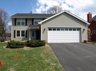 3934 Princeton Trl, Eagan, MN 55123