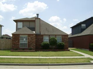 1610 SW 23rd St, Moore, OK 73170