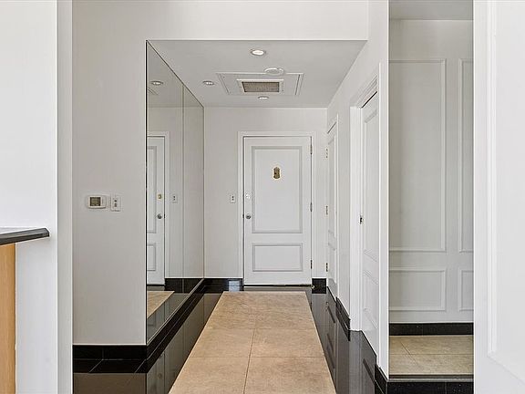 4th image of 10501 Wilshire Blvd Unit 1103