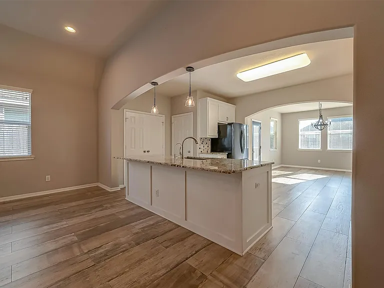 8306 Hampton Bay Dr — Photo 22