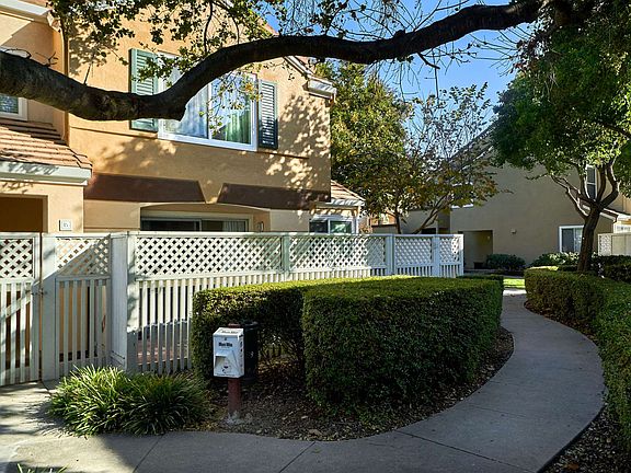 3rd image of 6946 Gregorich Dr Unit A