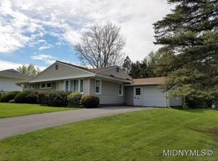 50 Cambridge Rd, Whitesboro, NY 13492