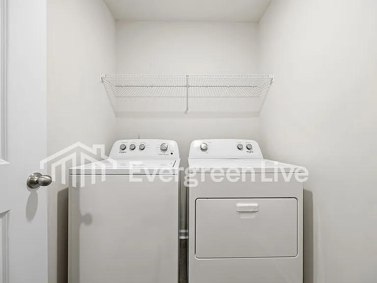 2212 Courtina Way — Photo 7