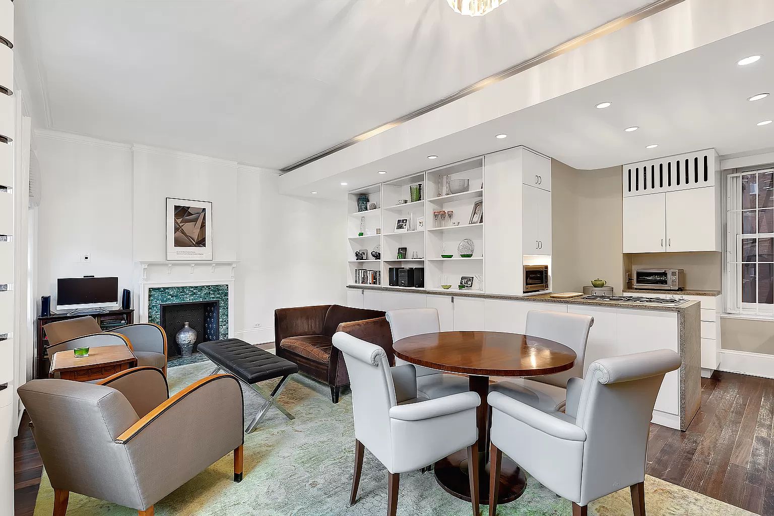 210 W 21st St Apt 2fw New York Ny 10011 Mls 22325579 Zillow