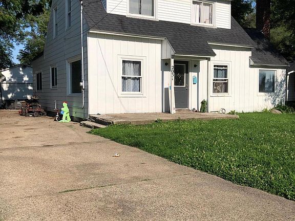 2nd image of 2031 Wyoming Ave SW
