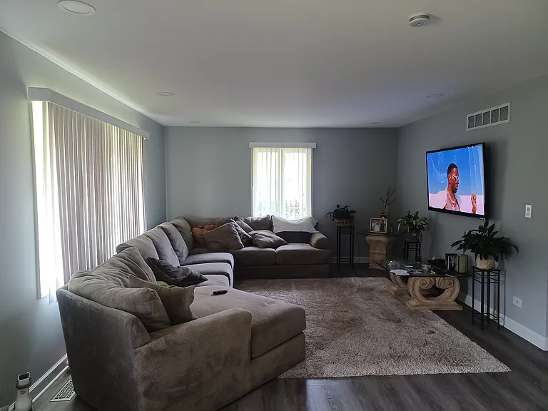 692 Lor Ann St — Photo 5