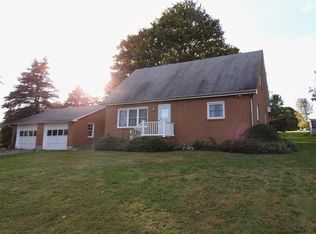 120 Caldwell Dr, Butler, PA 16002