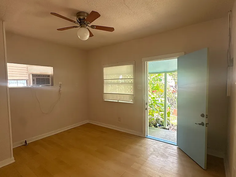 1707 Colorado St — Photo 5