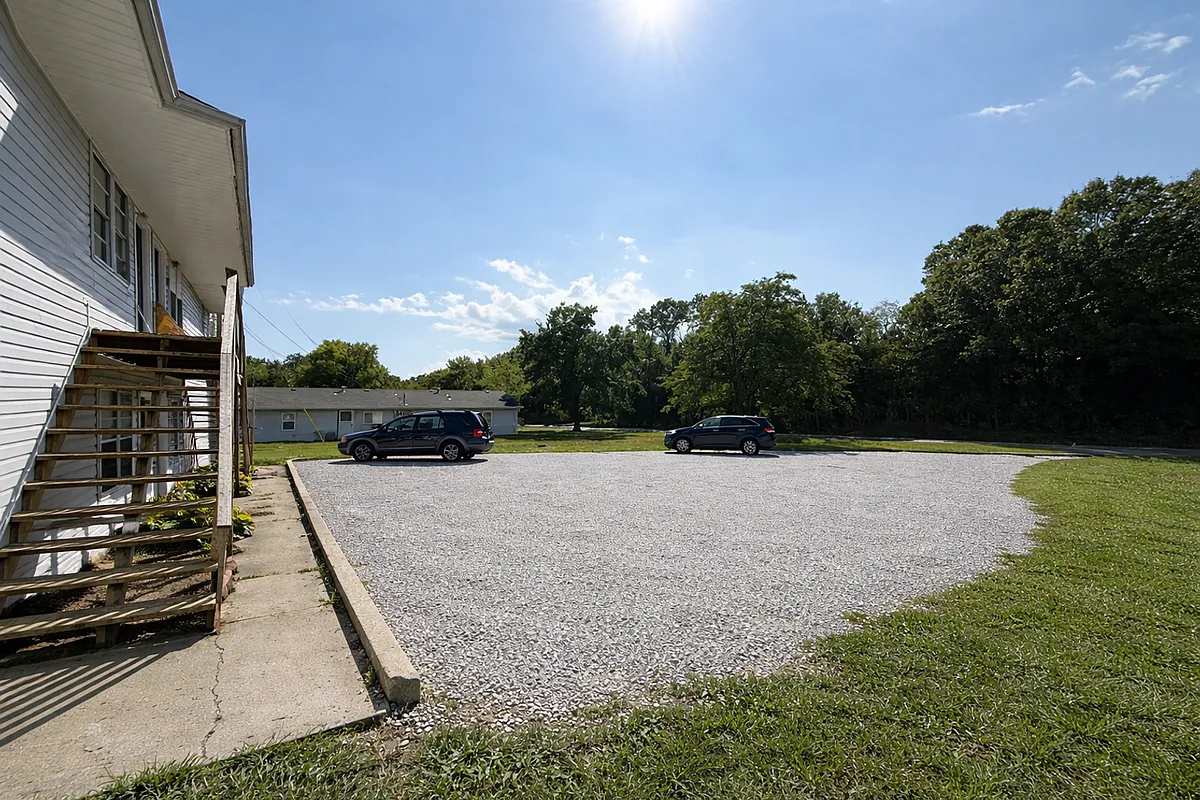 Building Photo - 7308 N Wade School Rd #C