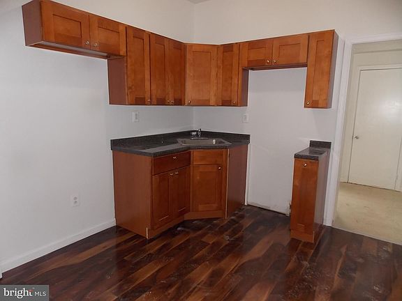 4th image of 2545 N Natrona St