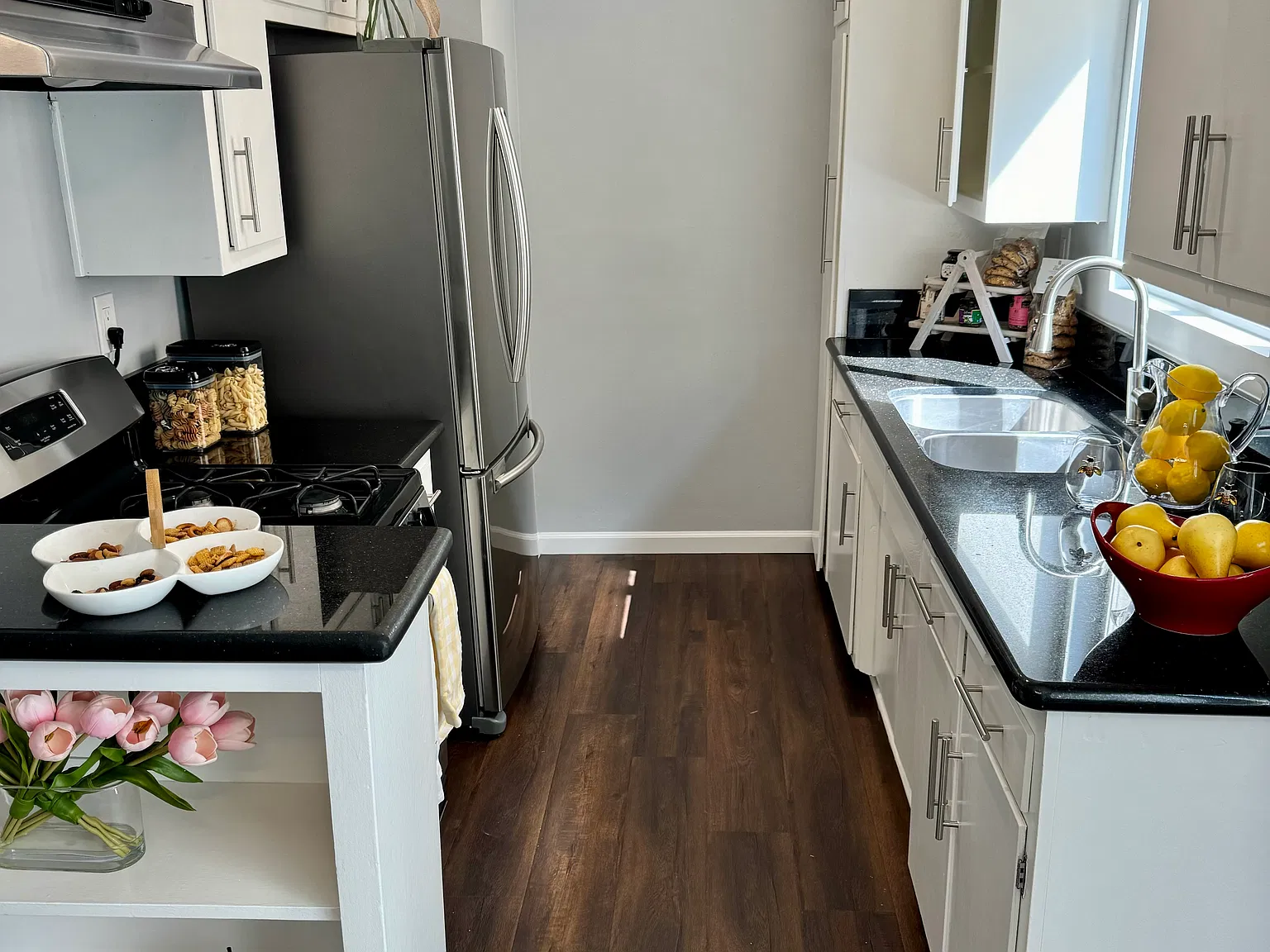 1 bed, 640 sqft, $1,895 — Photo 1
