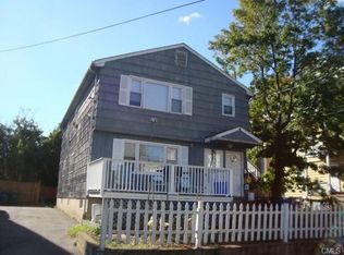 141-143 Arthur St, Bridgeport, CT 06605