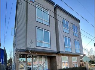 8130 SE Woodward St #205, Portland, OR 97206