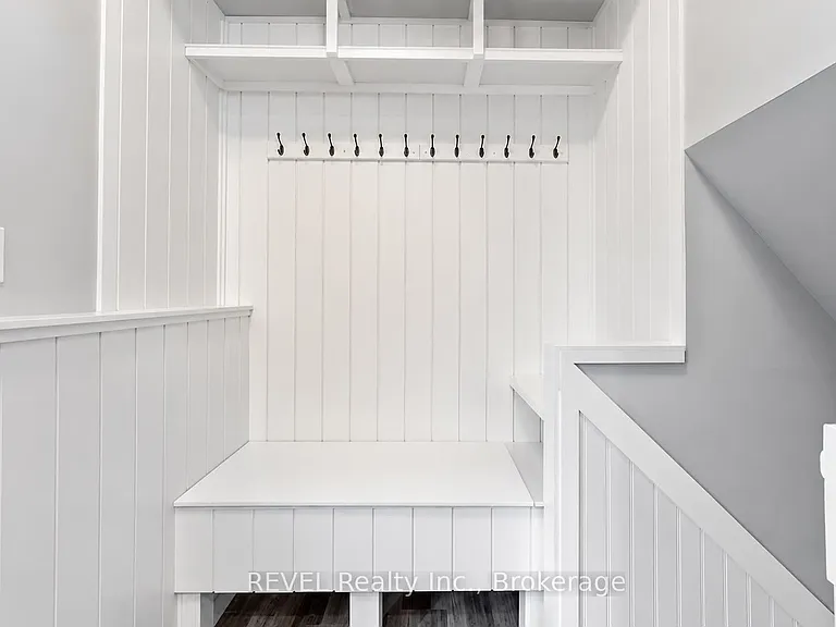 52 Bula Dr #UPPER — Photo 2
