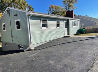 4 1/2 E Highland St, Lynn, MA 01902