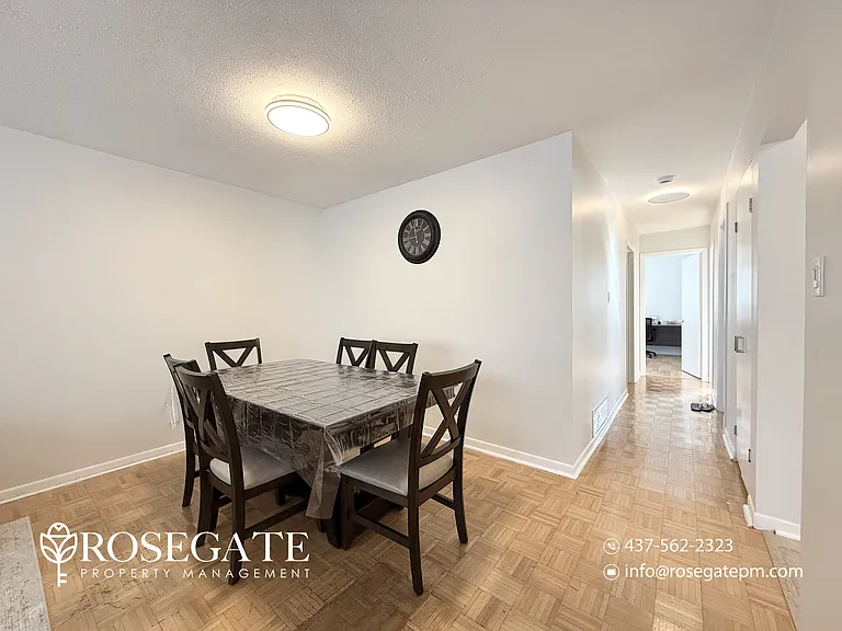 7 Gemshaw Cres #1 — Photo 6
