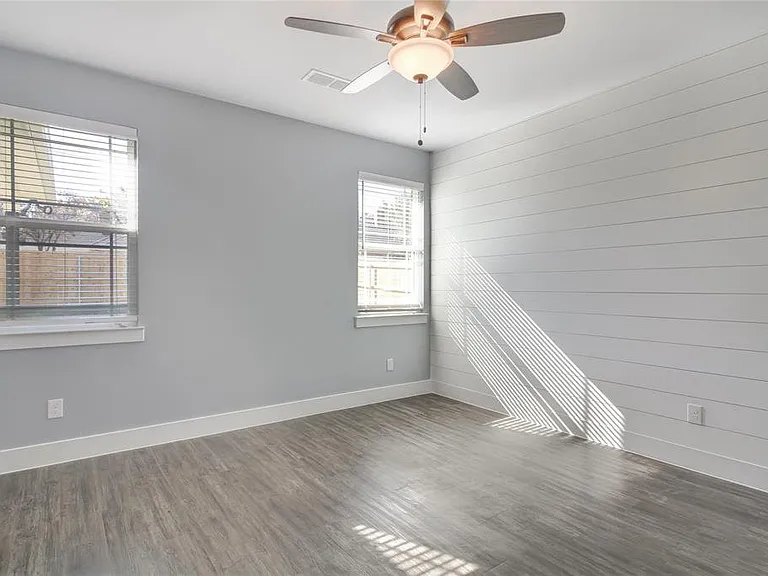 107 Byrom Ct — Photo 10