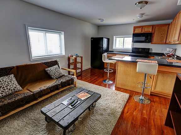 2nd image of 35 Carver St #35D