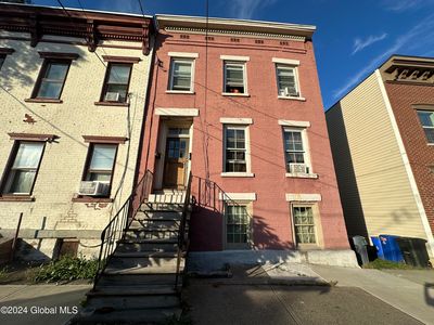 39 Catherine Street, Albany, NY, 12202