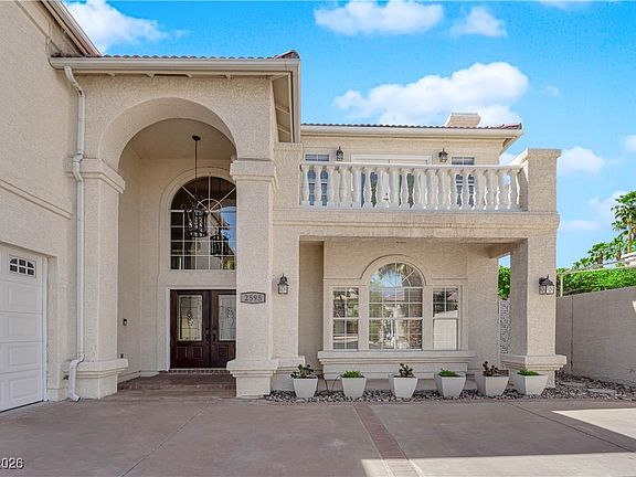 3rd image of 2595 Aviv Ct