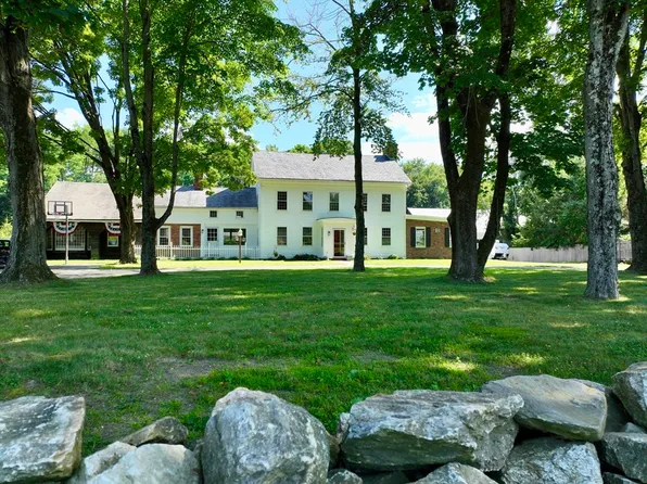 5 North Lane, Hadley, MA 01035