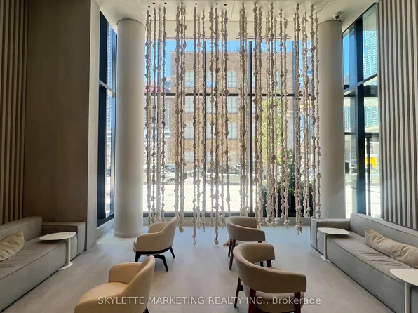 55 Cooper St, Toronto, ON