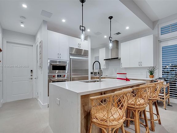 5th image of 3404 Ponce De Leon Blvd #3404