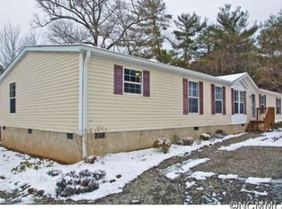6 Bannister Dr, Asheville, NC 28804