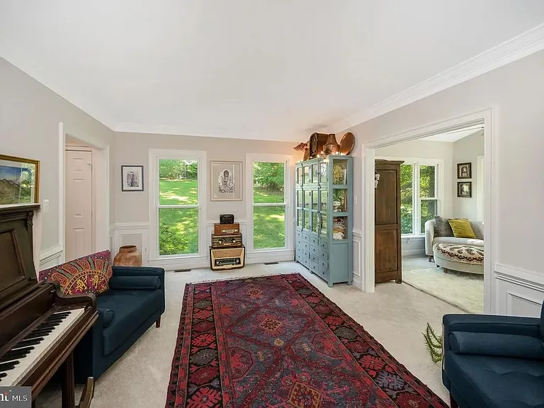 2 English Hills Dr — Photo 24