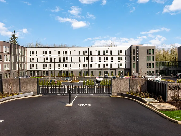 Casey Apartments — Photo 3