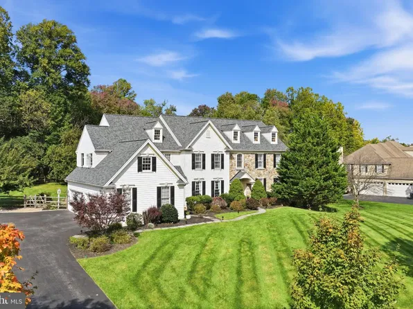 1704 Chantilly Ln, Chester Springs, PA 19425