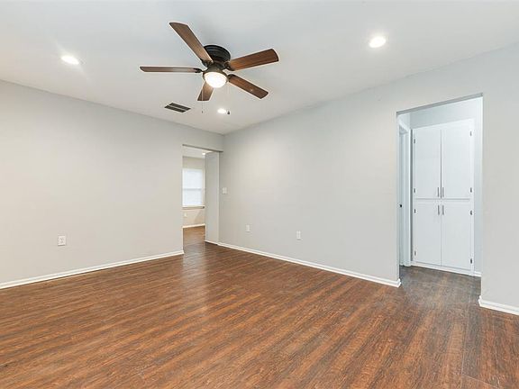 4th image of 3833 NW 29th St