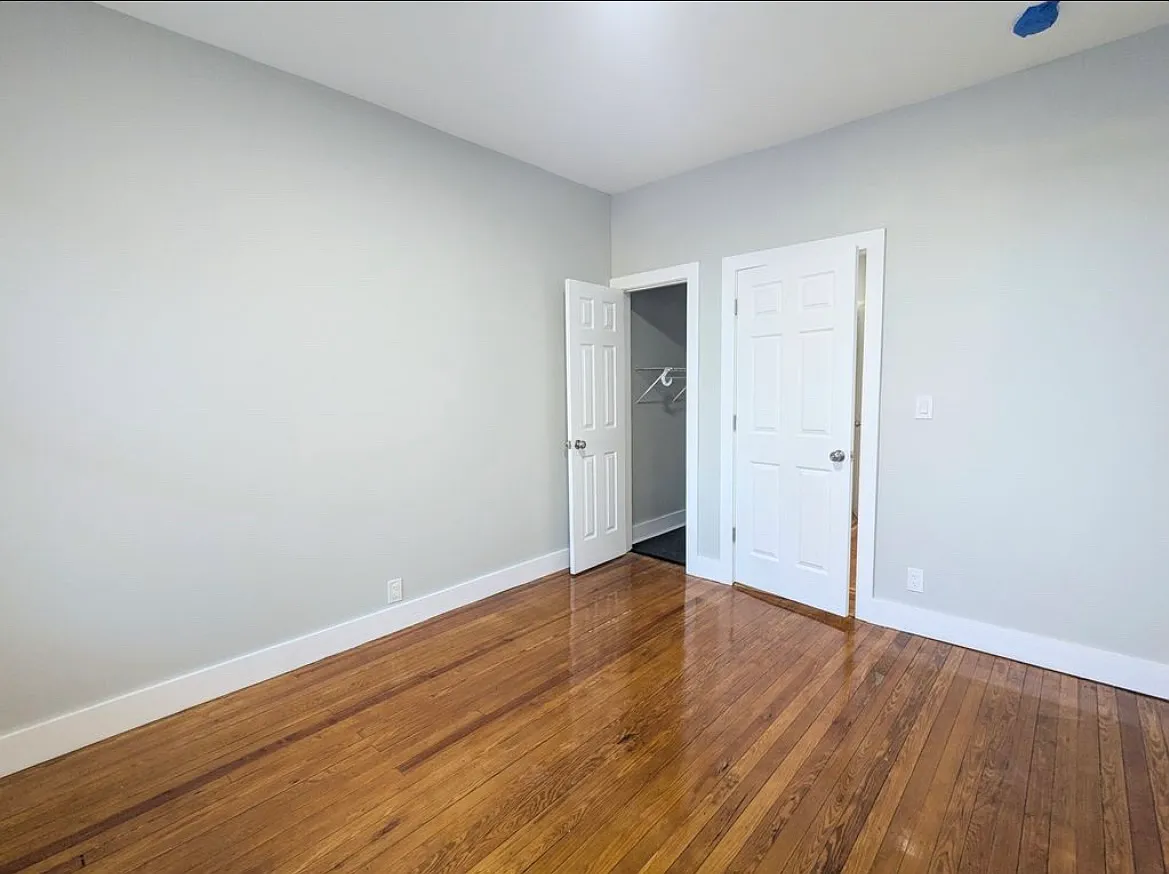 2 bed, $2,700 — Photo 4