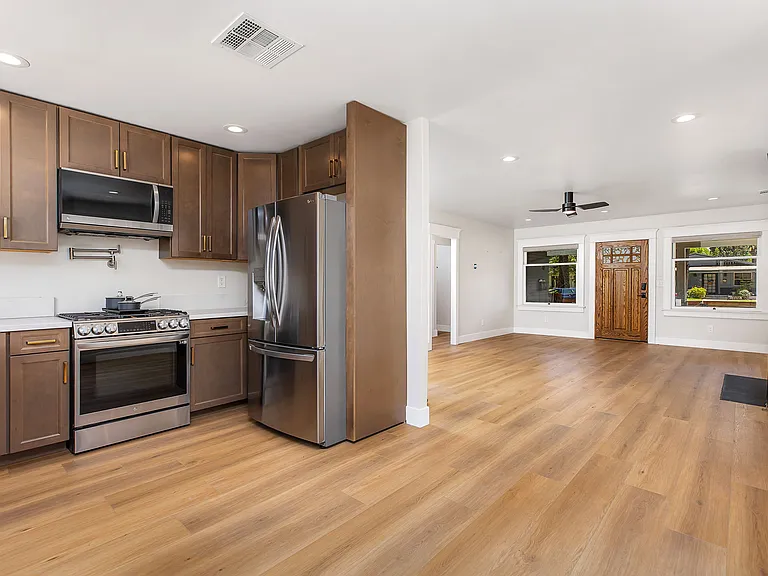 3844 Linwood Pl — Photo 24