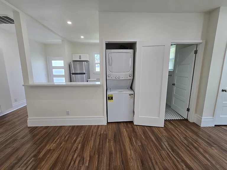 2492 B St #2B — Photo 12