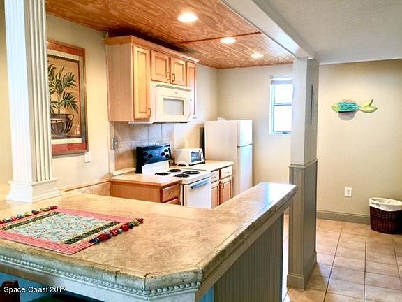 3rd image of 8401 N Atlantic Ave APT D5