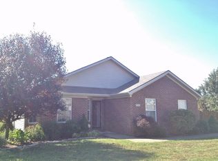 233 Palm Hills Dr, Richmond, KY 40475