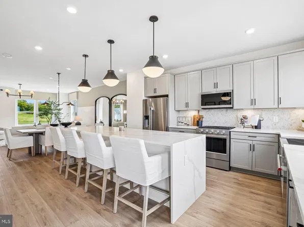 984 Exchange Ave, Gaithersburg, MD 20878