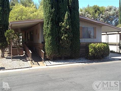 1st image of 2774 Thunderbird Dr