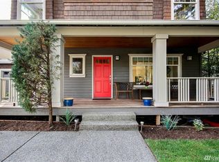 17 21st Pl, Kirkland, WA 98033
