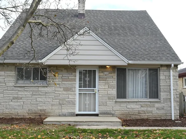 8600 West Potomac AVENUE, Milwaukee, WI 53225