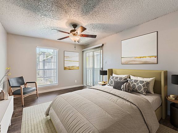 3rd image of 4021 Steck Ave #815
