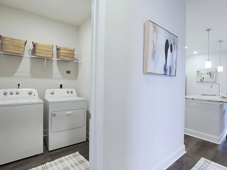 Hathaway at Kingsley Place — Photo 12
