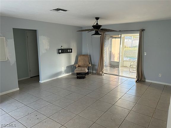 4th image of 1412 SE 29th Ter