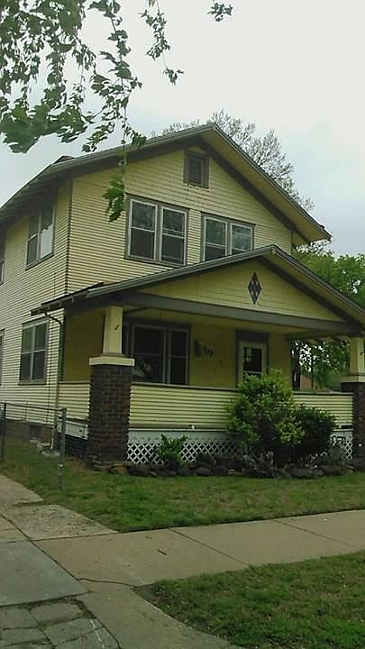 1st image of 532 S 10th St