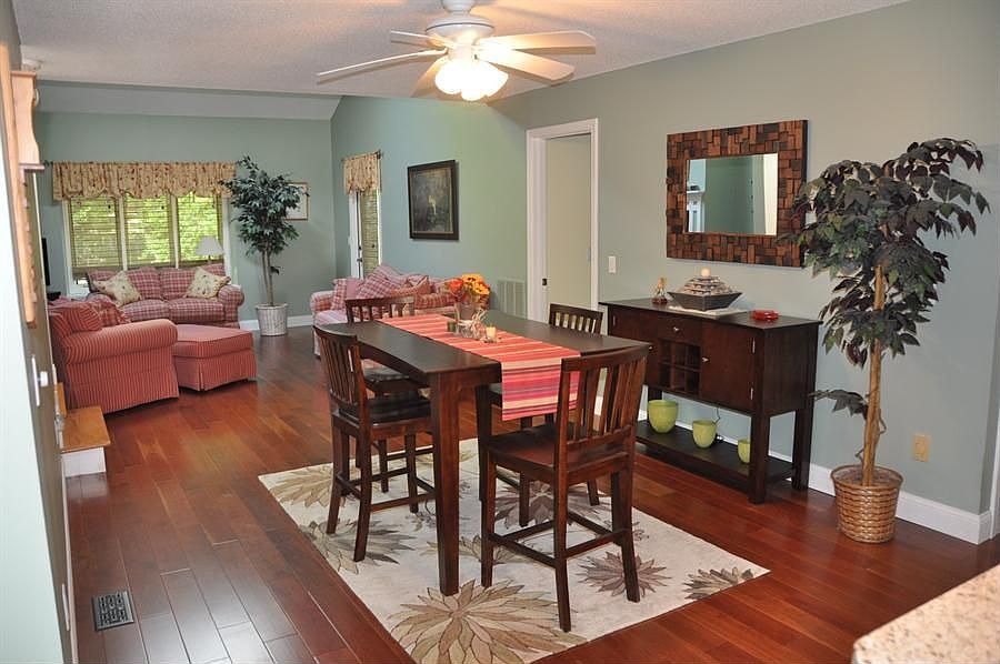 1st image of 604 Sand Stone Dr