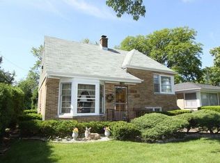 3907 Keeney St, Skokie, IL 60076