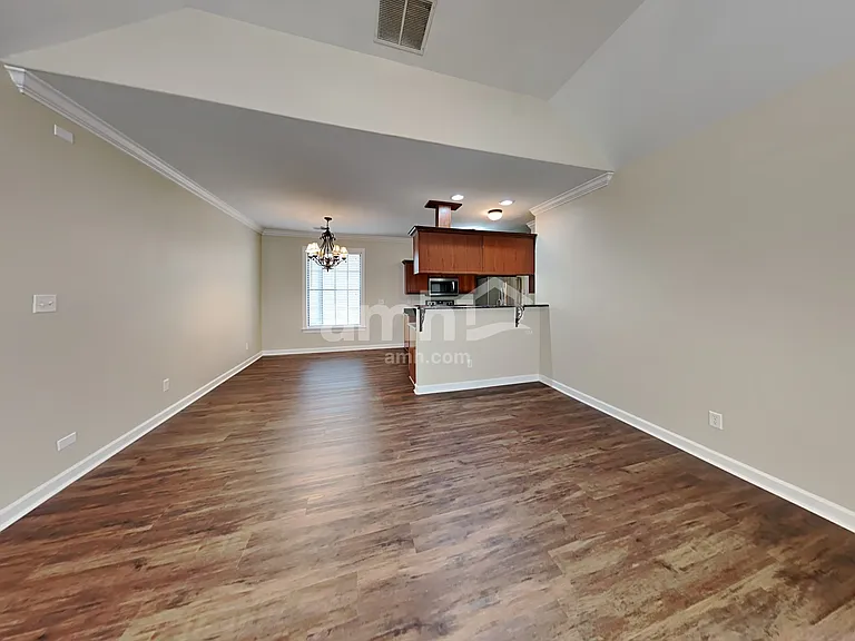 6900 Lagrange Grove Dr — Photo 5