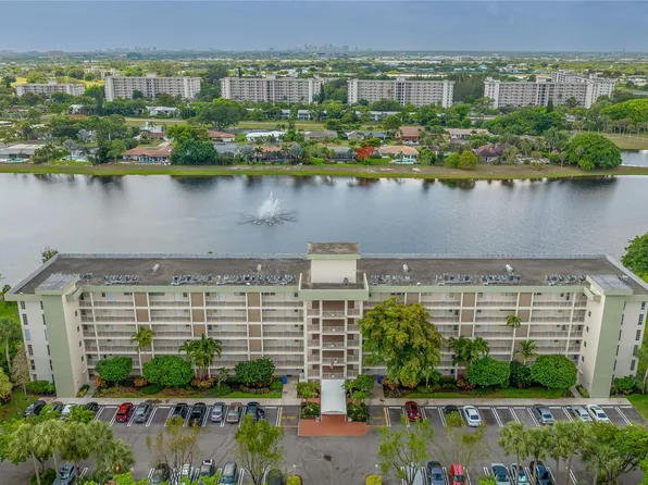 3150 N Course Lane #501, Pompano Beach, FL 33069