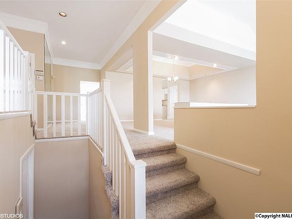 3rd image of 5010 Chancel Dr SE